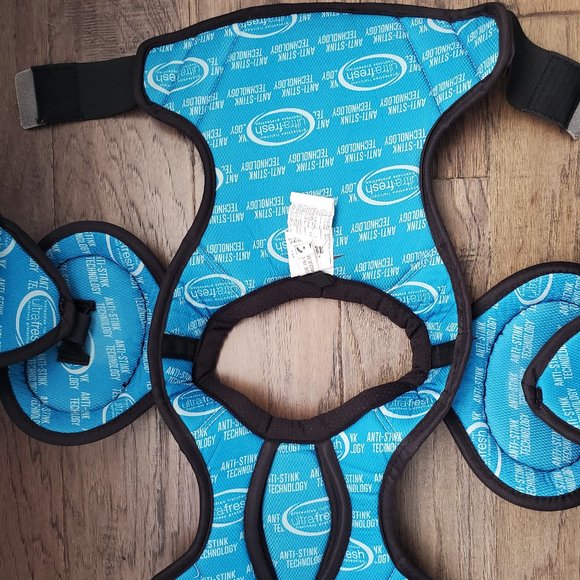 Kids VIC Hockey Shoulder Pads V2.0 - Picture 4 of 6